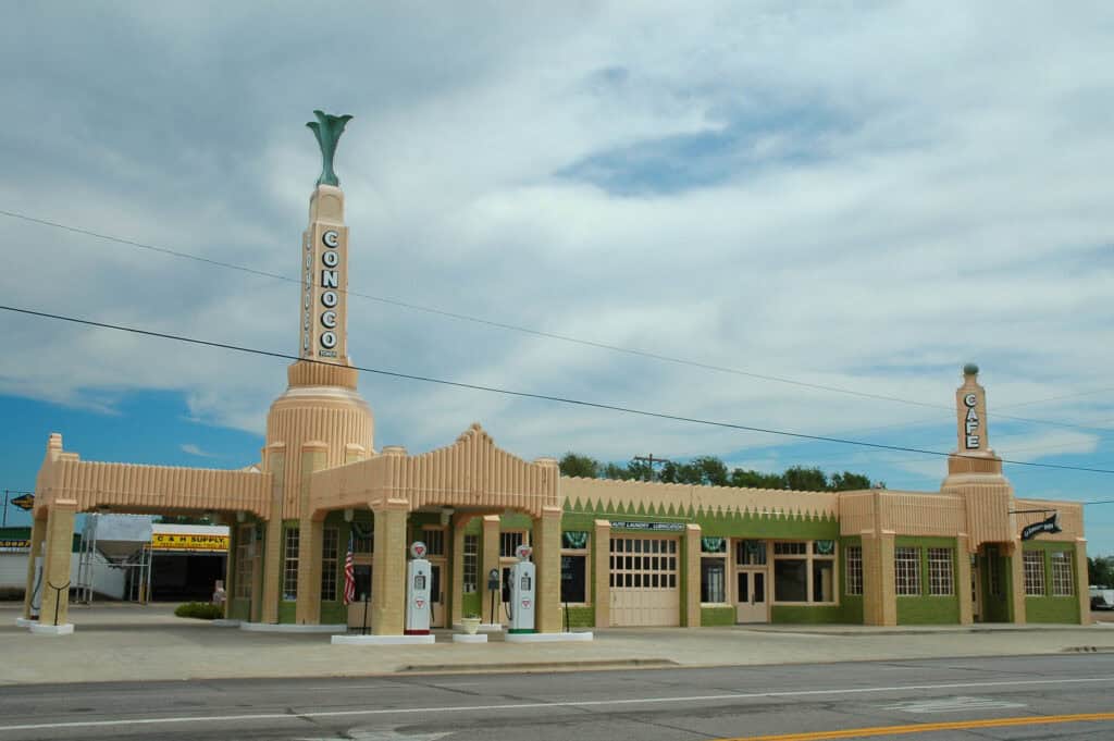 Texaco Gas Station, Shamrock, Texas