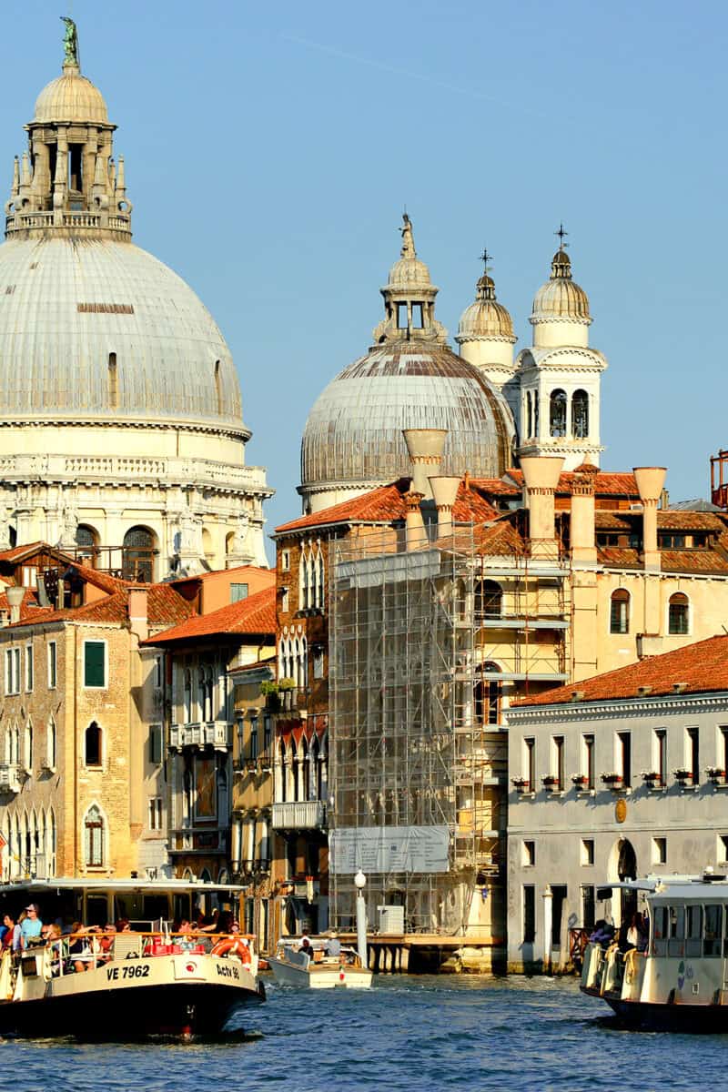 Vaporetto arrivals Venice tourists”