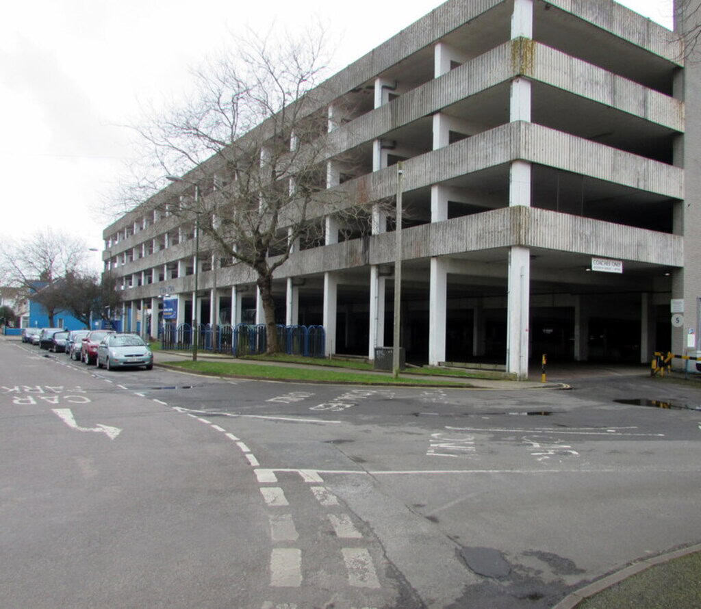 Victoria Multistorey Car Park, Garfield Road, Paignton by Jaggery, CC BY-SA 2.0 /Wikimedia Commons