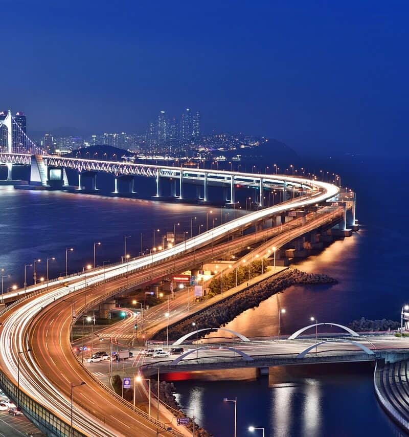 busan-night-scene-1747130_1280
