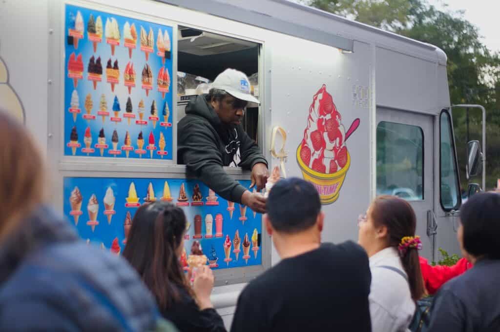 ice-cream-7560445_1280