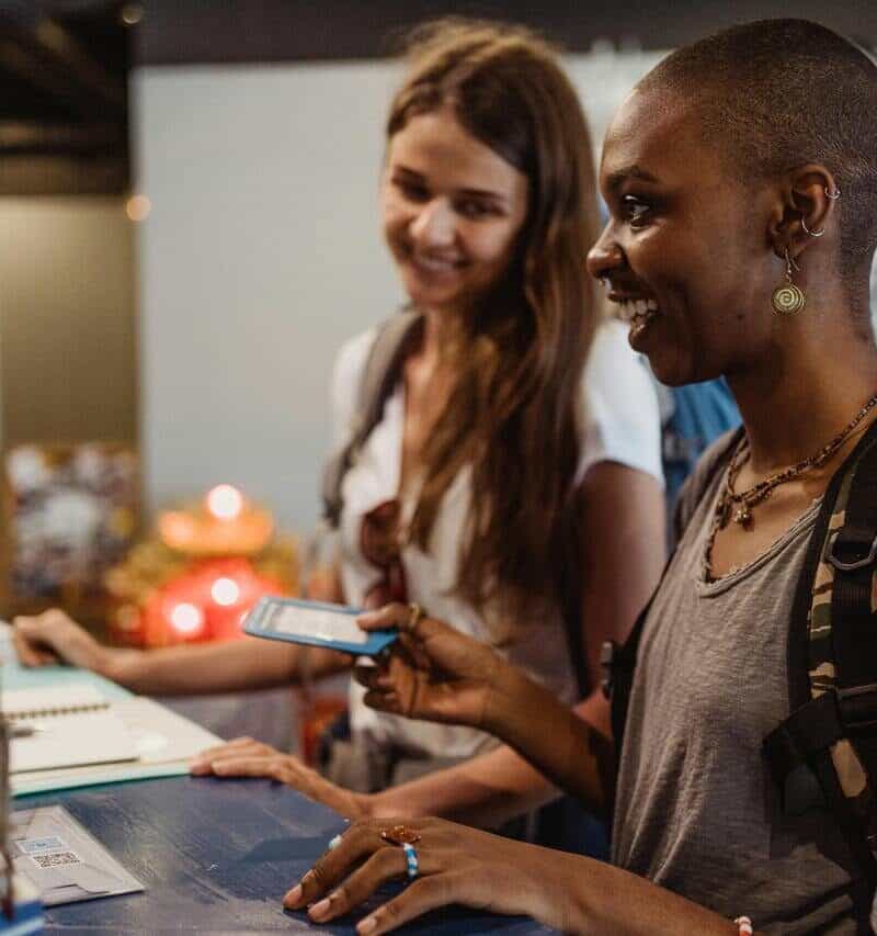 pexels-ketut-subiyanto-4907441-2