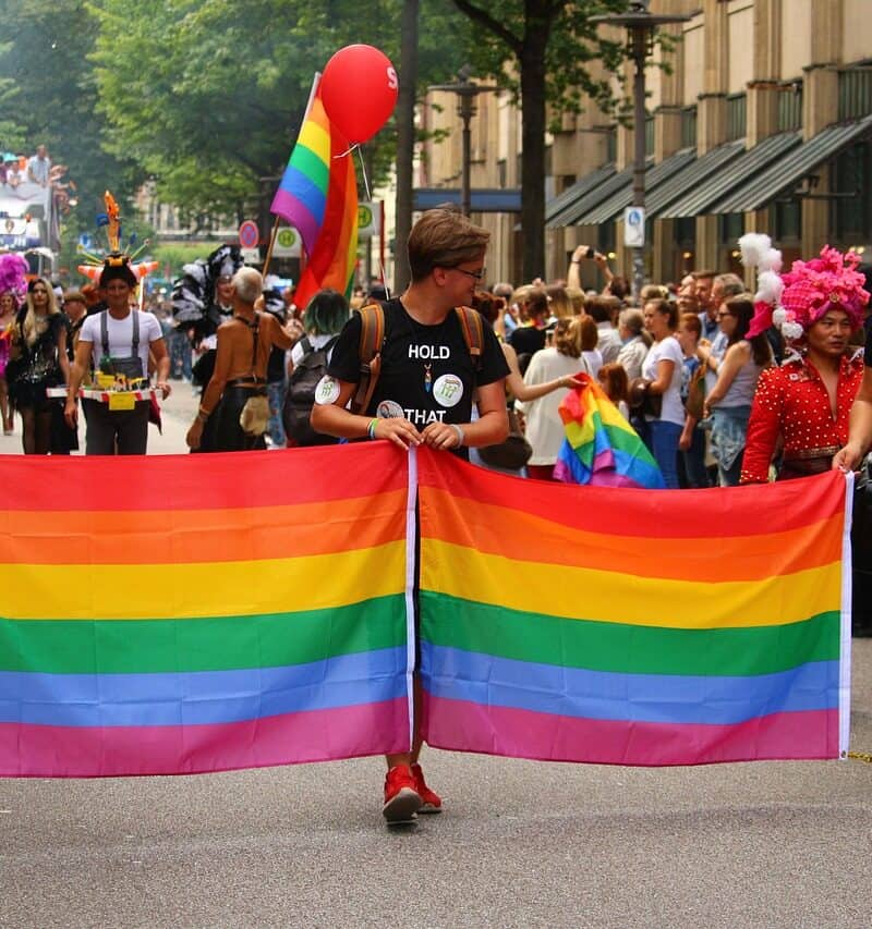 pride-parade-2735009_1280