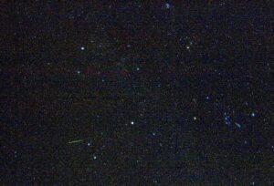 1024px-A_starry_sky_above_Death_Valley_and_Orionid