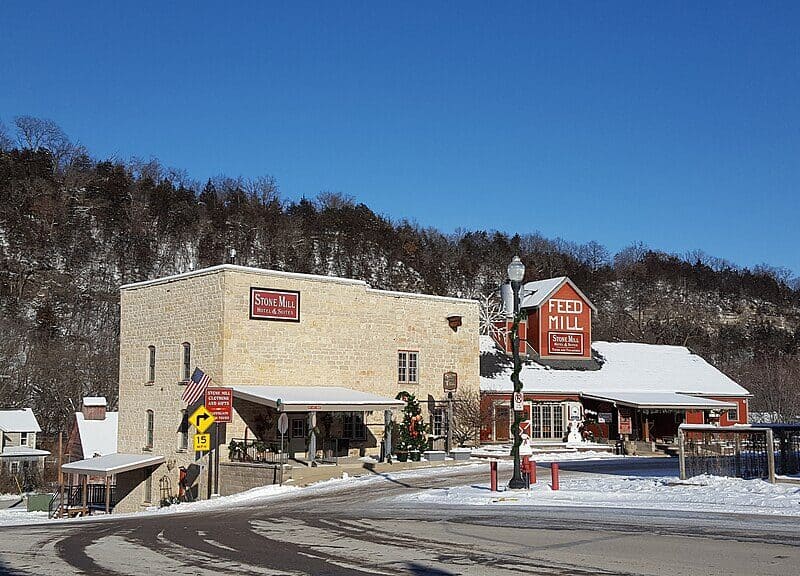 1024px-Lanesboro,_Minnesota,_2016