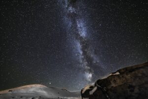 1024px-Milky_Way_over_The_Whistlers