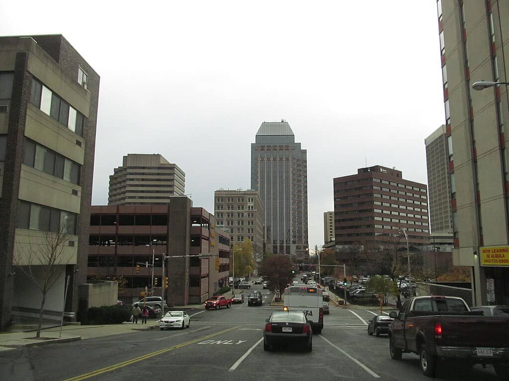 1024px-Springfield,_Massachusetts_-_10969782684