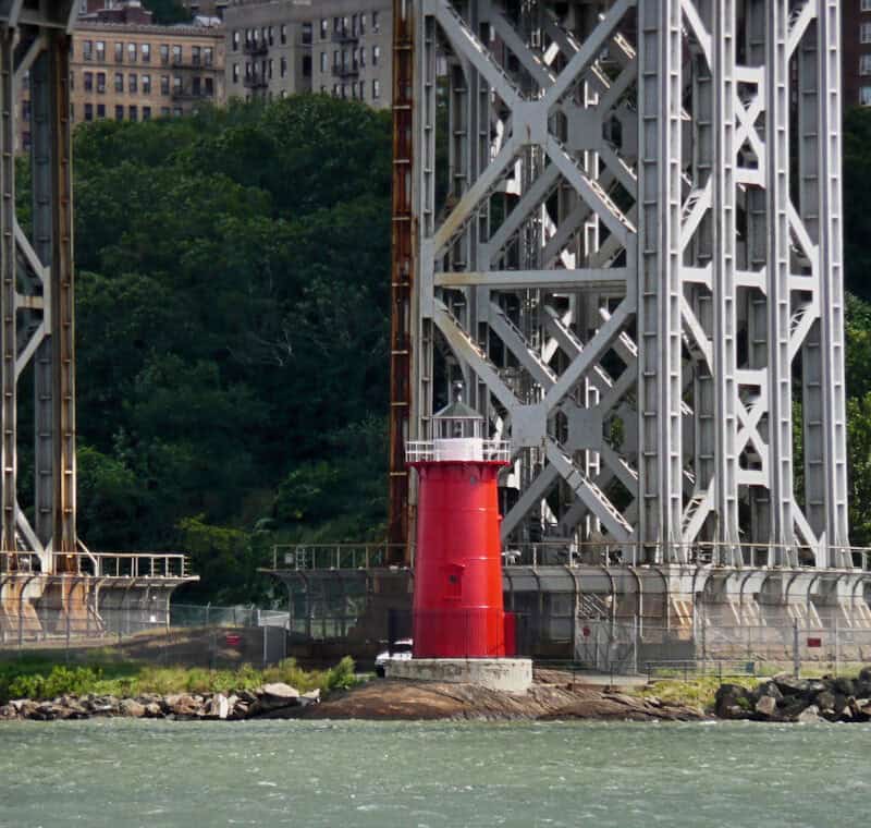 Little_Red_Lighthouse