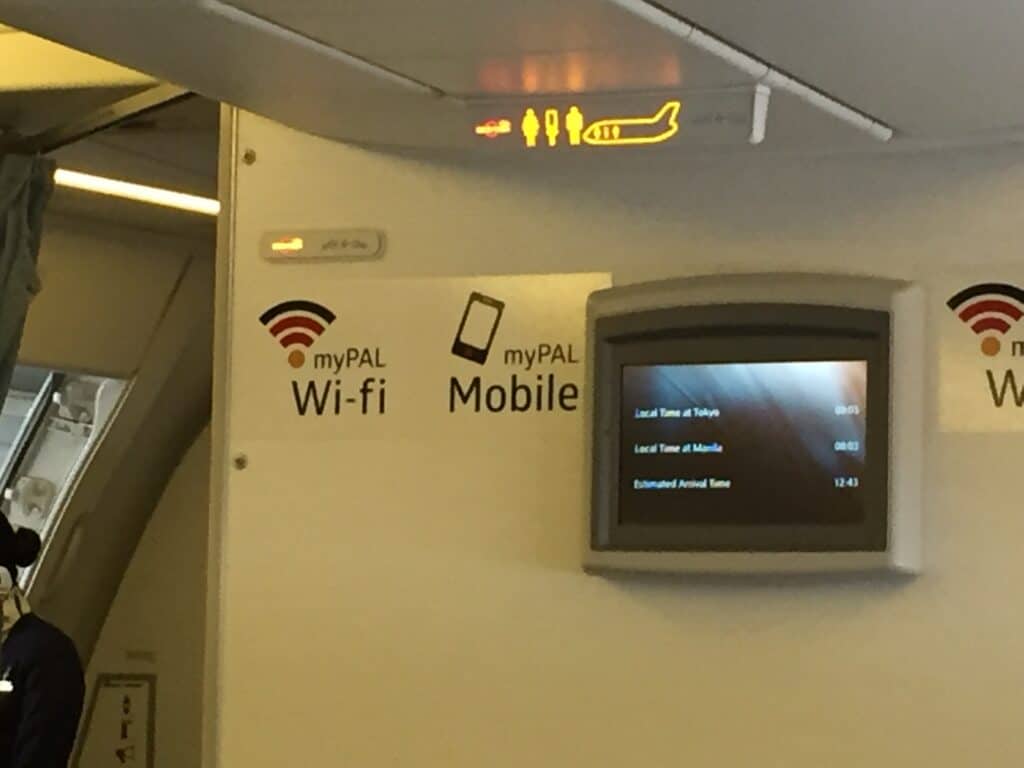 free airport wifi sign