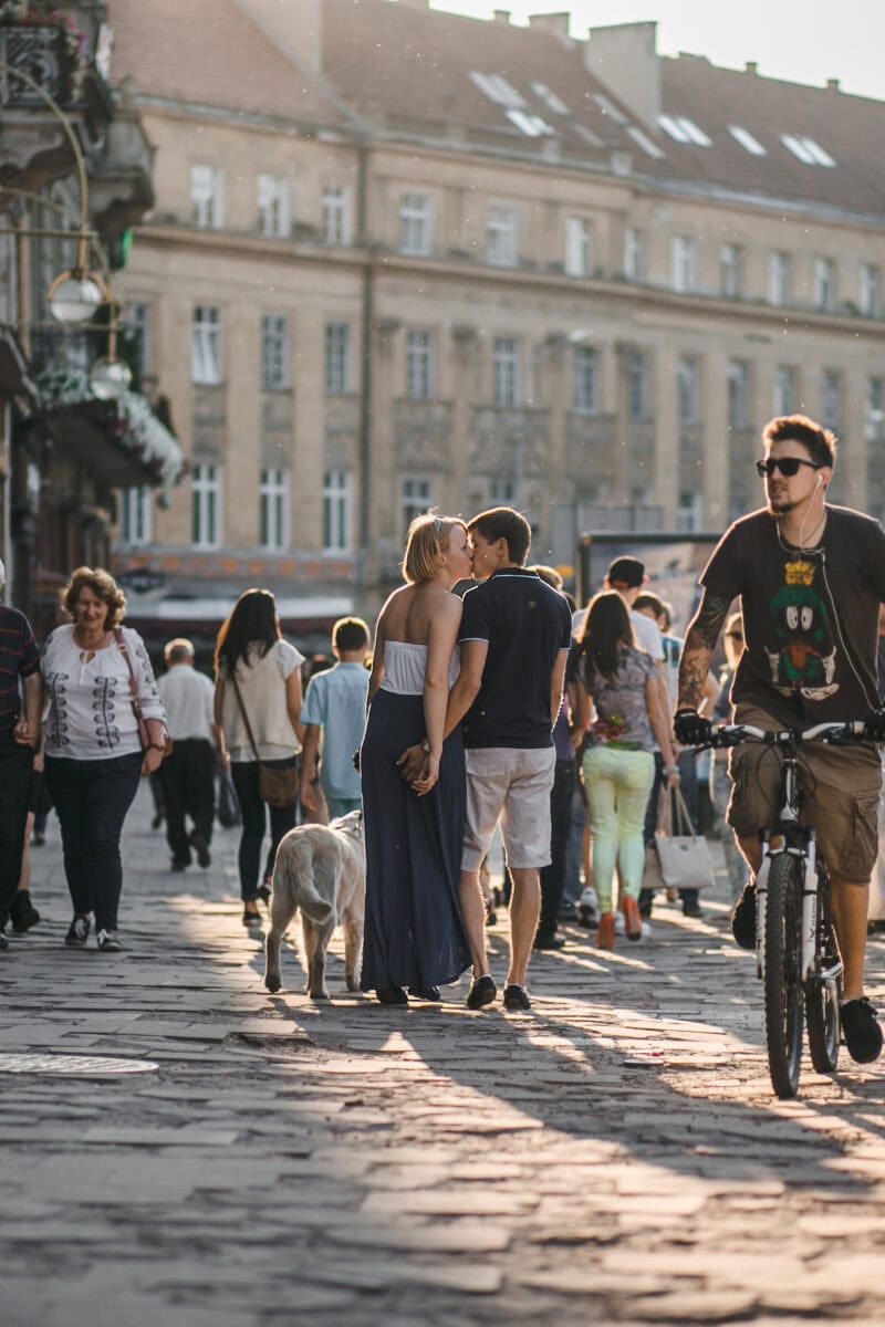 tourists blocking sidewalk Europe”