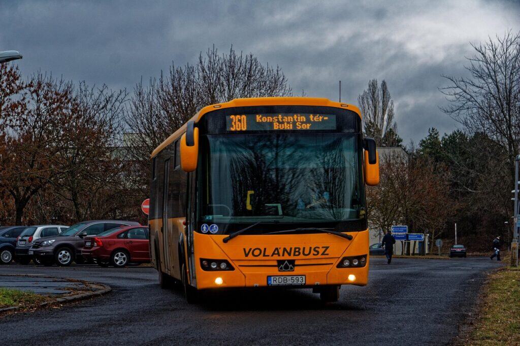 diesel shuttle bus idling