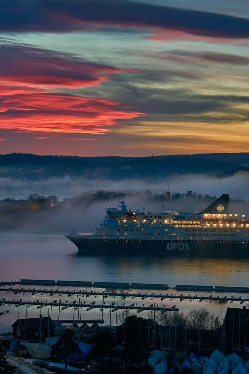 smoke haze coastal port cruise ship”
