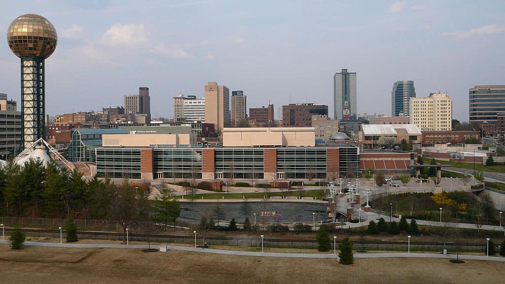 1024px-Knoxville_TN_skyline