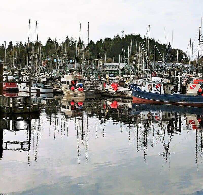 1024px-Ucluelet_Dock