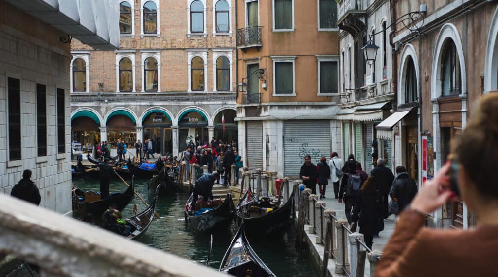 Venice tour group size limit