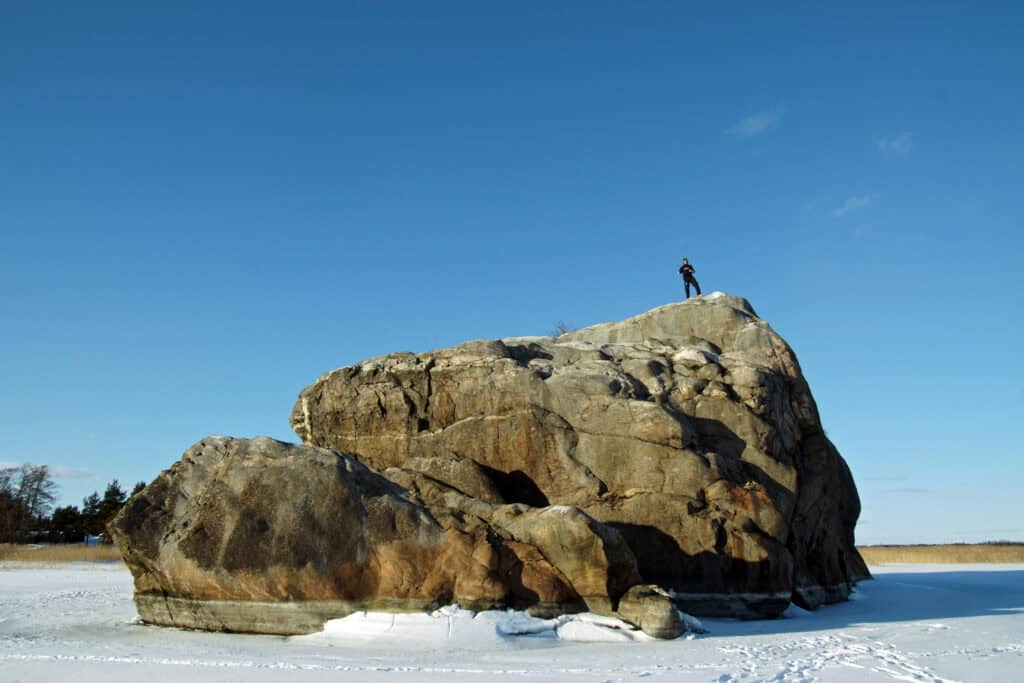 glacial erratic stones seabed