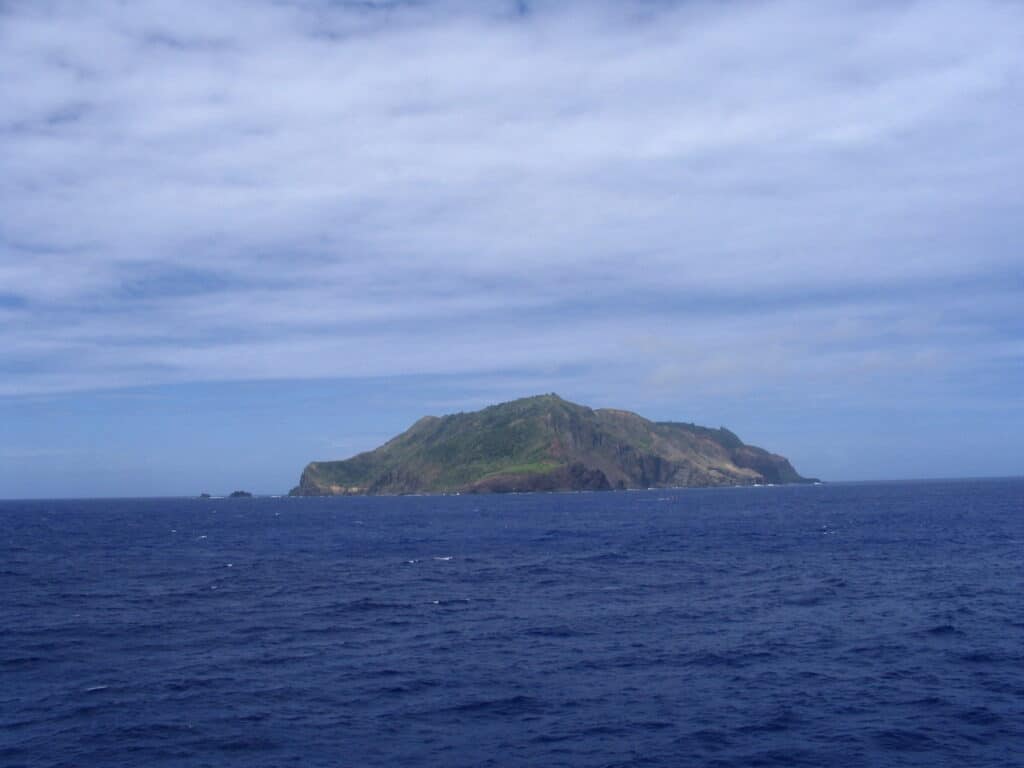 Pitcairn Island map South Pacific location