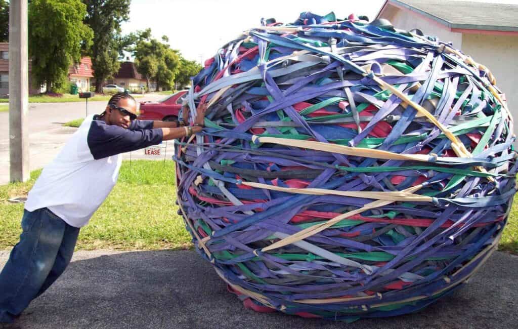 largest-rubber-band-ball-header-2