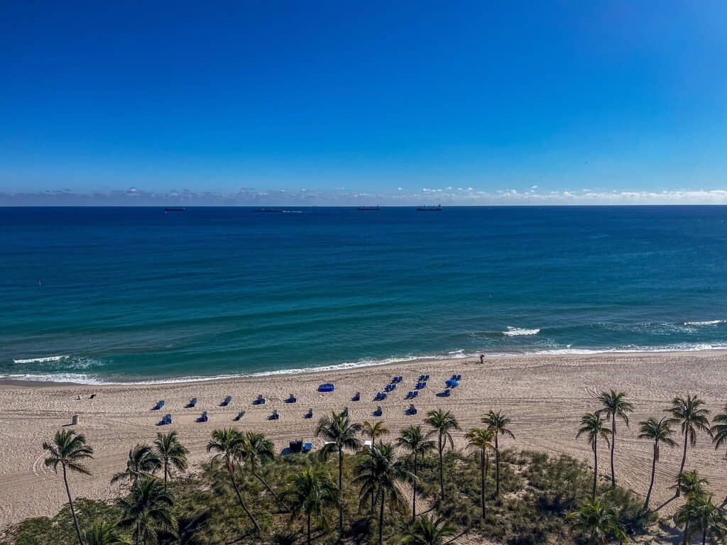 michelle_pitzel-beach-8957872_1280