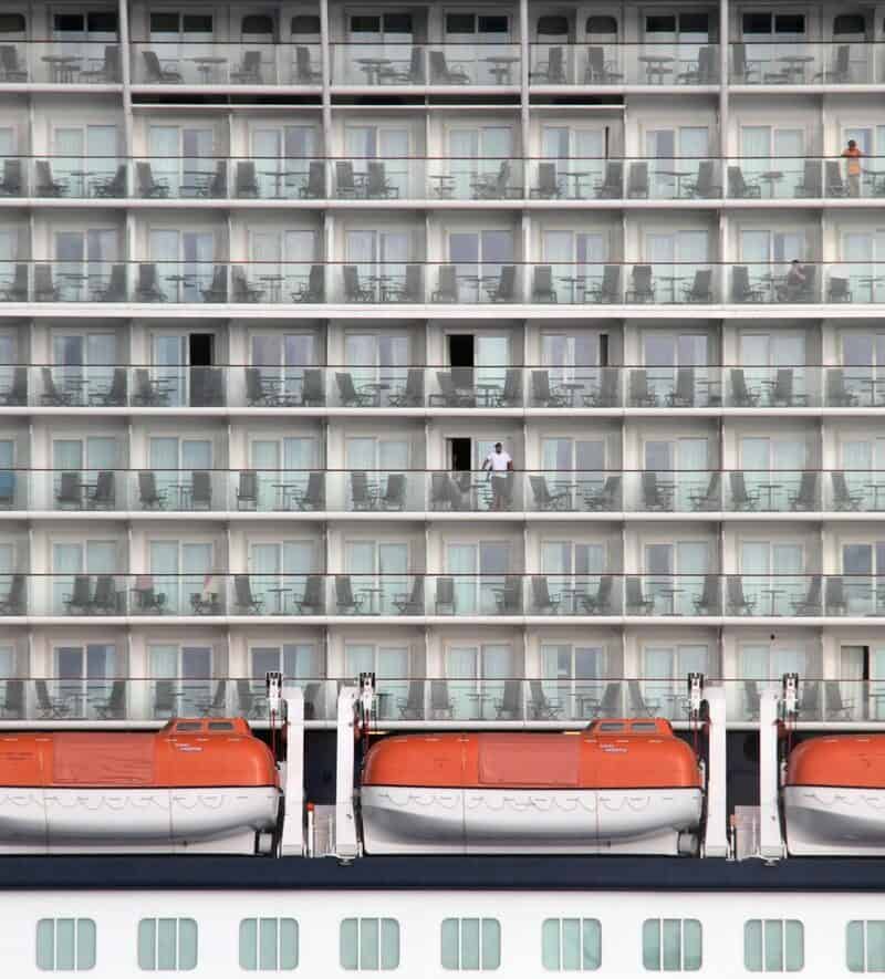 monicavolpin-balcony-3526535_1280