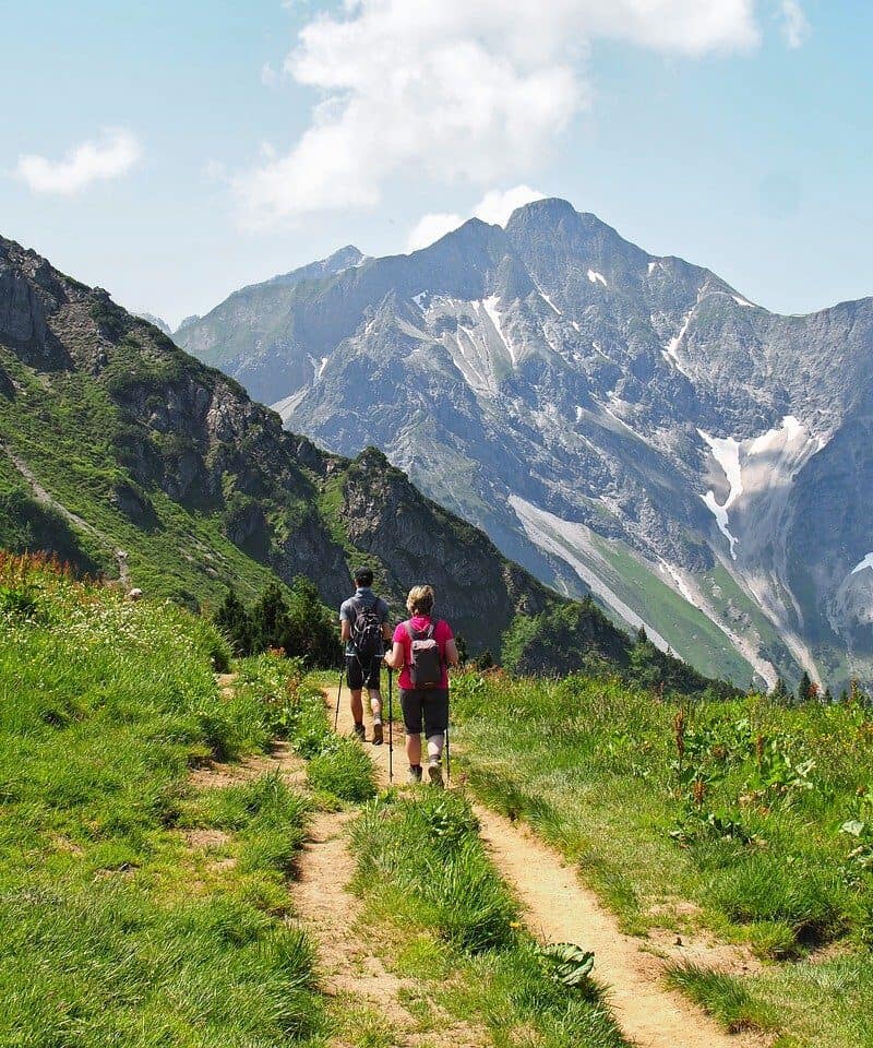 ralf1403-hike-9718263_1280