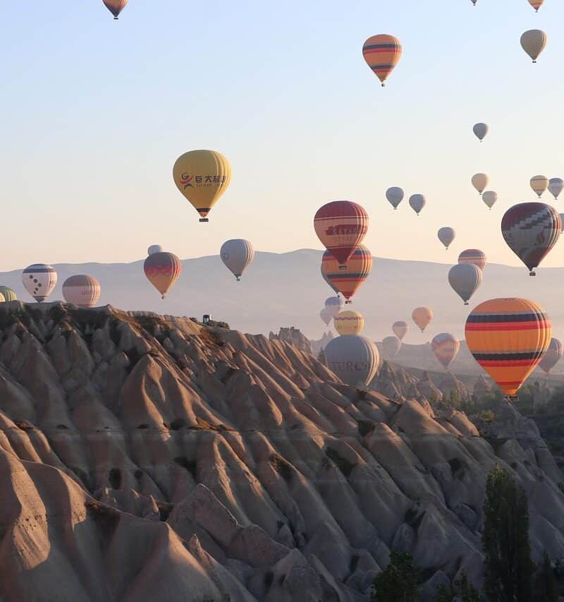 seminpaek-hot-air-balloon-7217175_1280