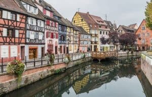 1024px-Little_Venice_in_Colmar_01