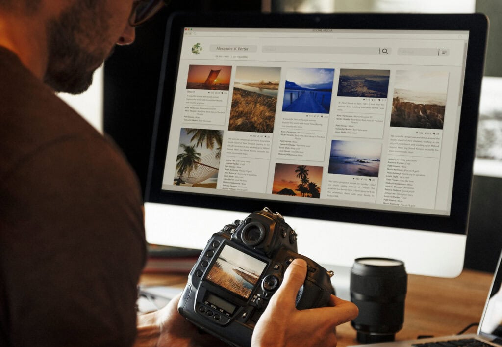 Travel Bloggers