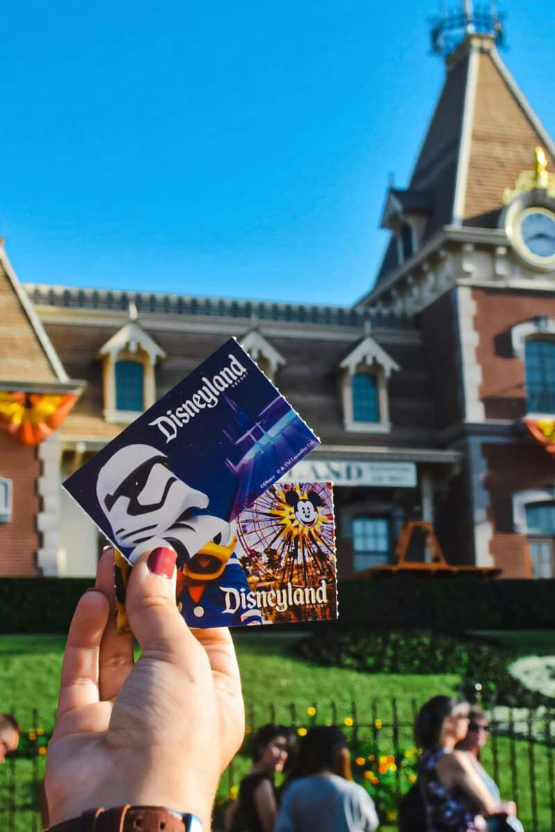 The Hidden Costs of a Disney World Trip That'll Catch You Off Guard