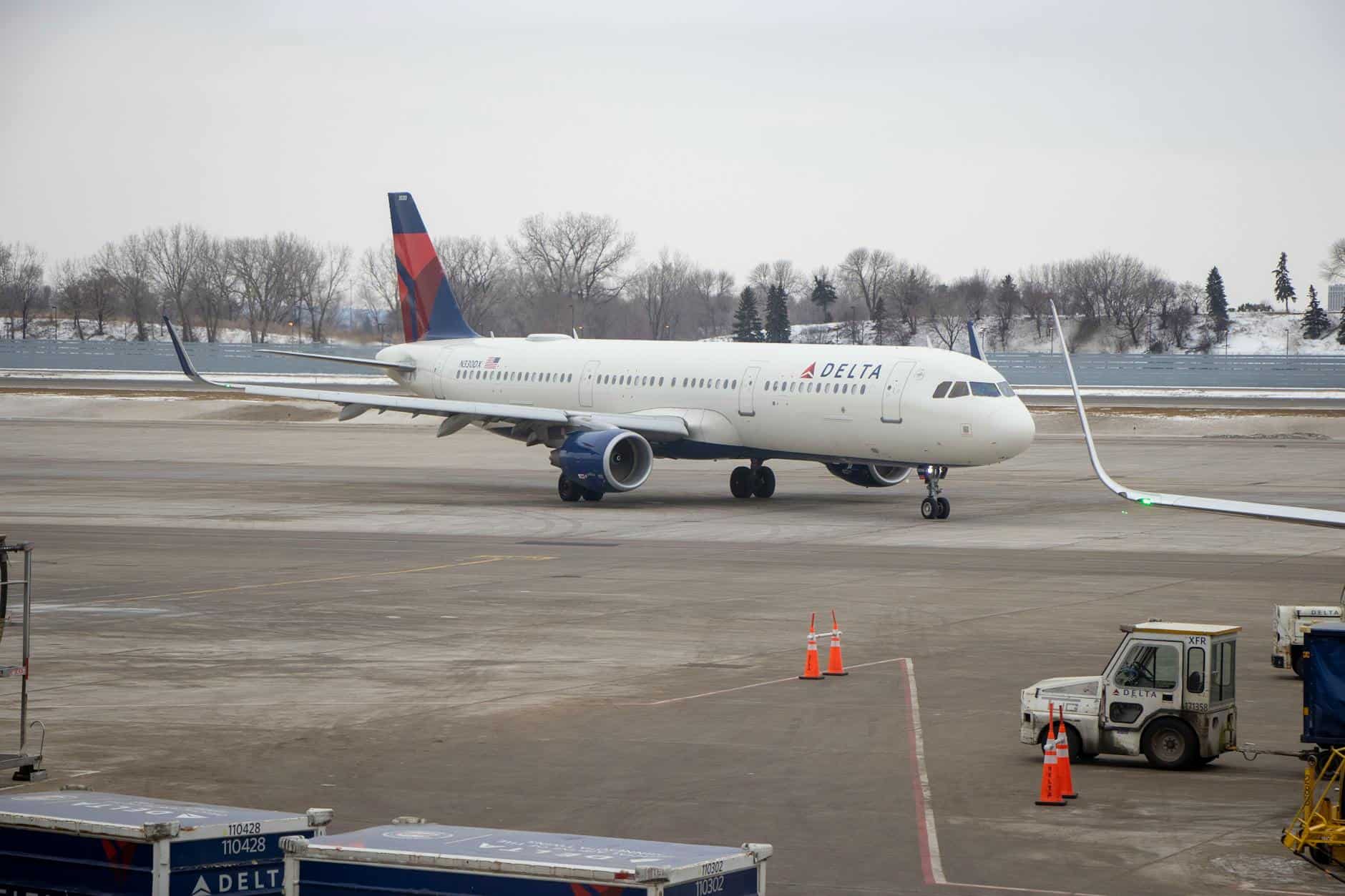Midwest airport regional