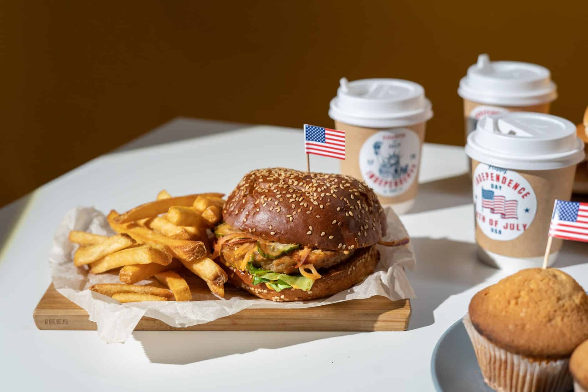 theme park food dining