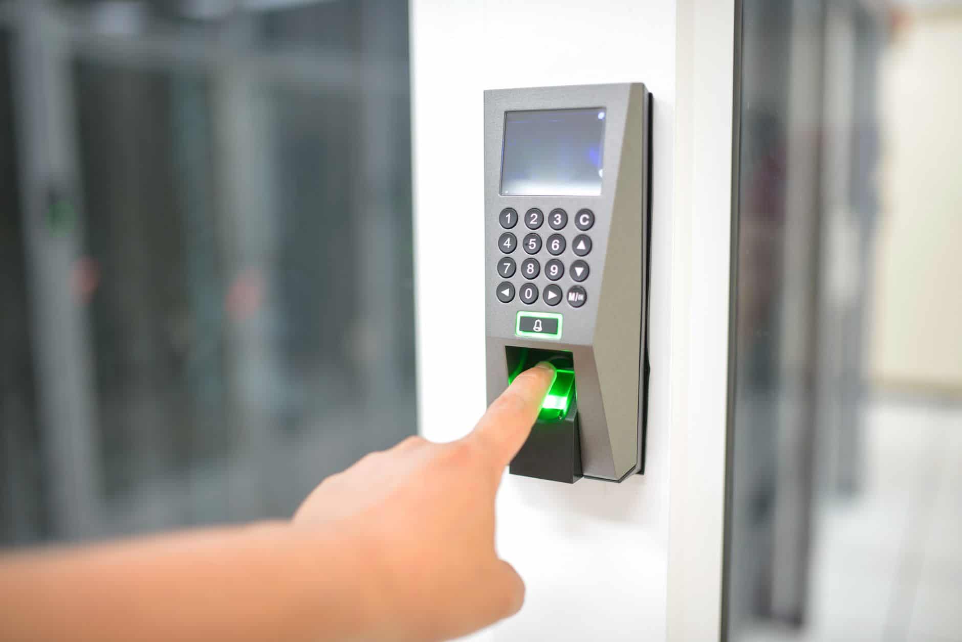 biometric airport scanner