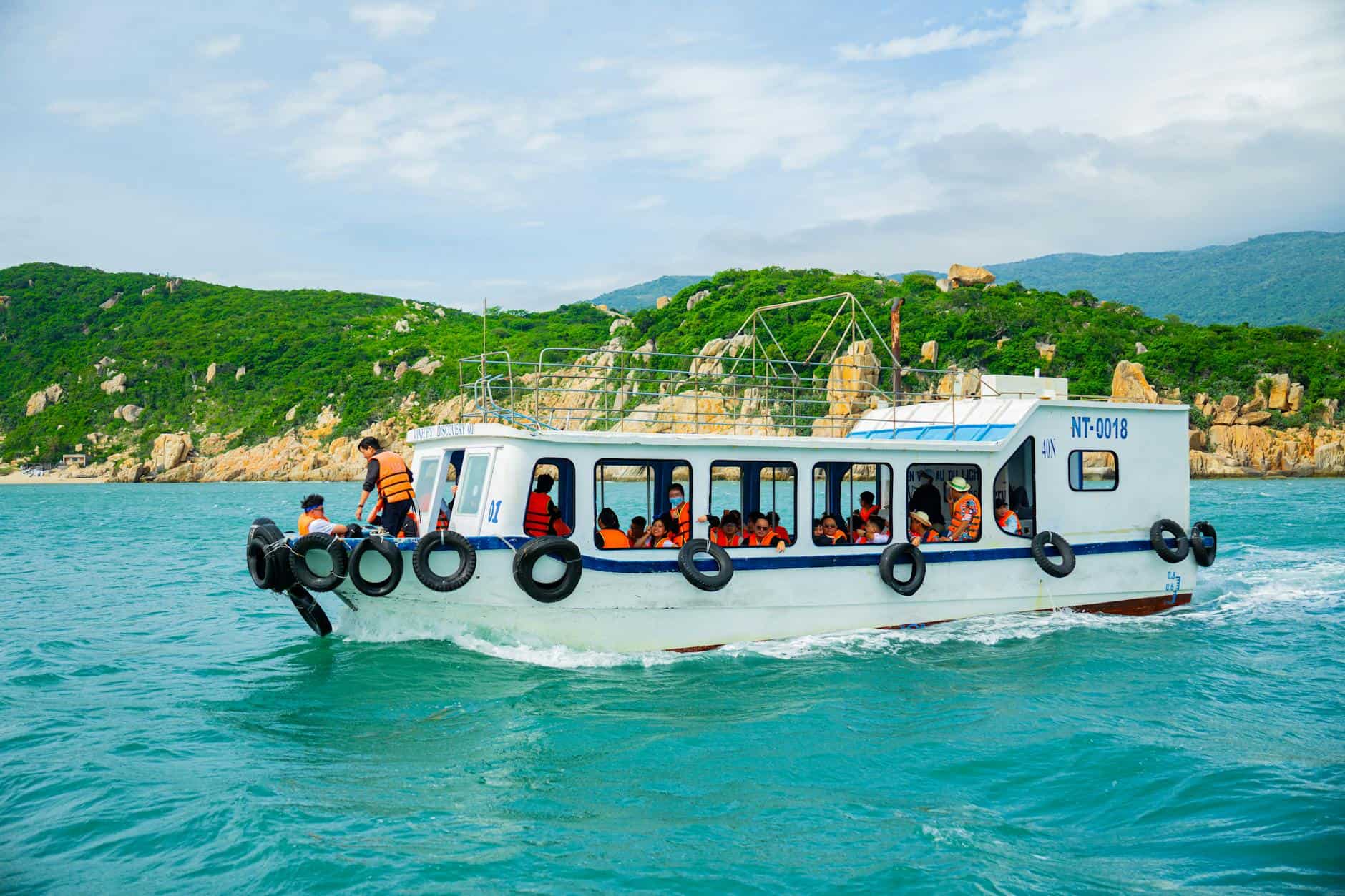 cruise excursion tour island