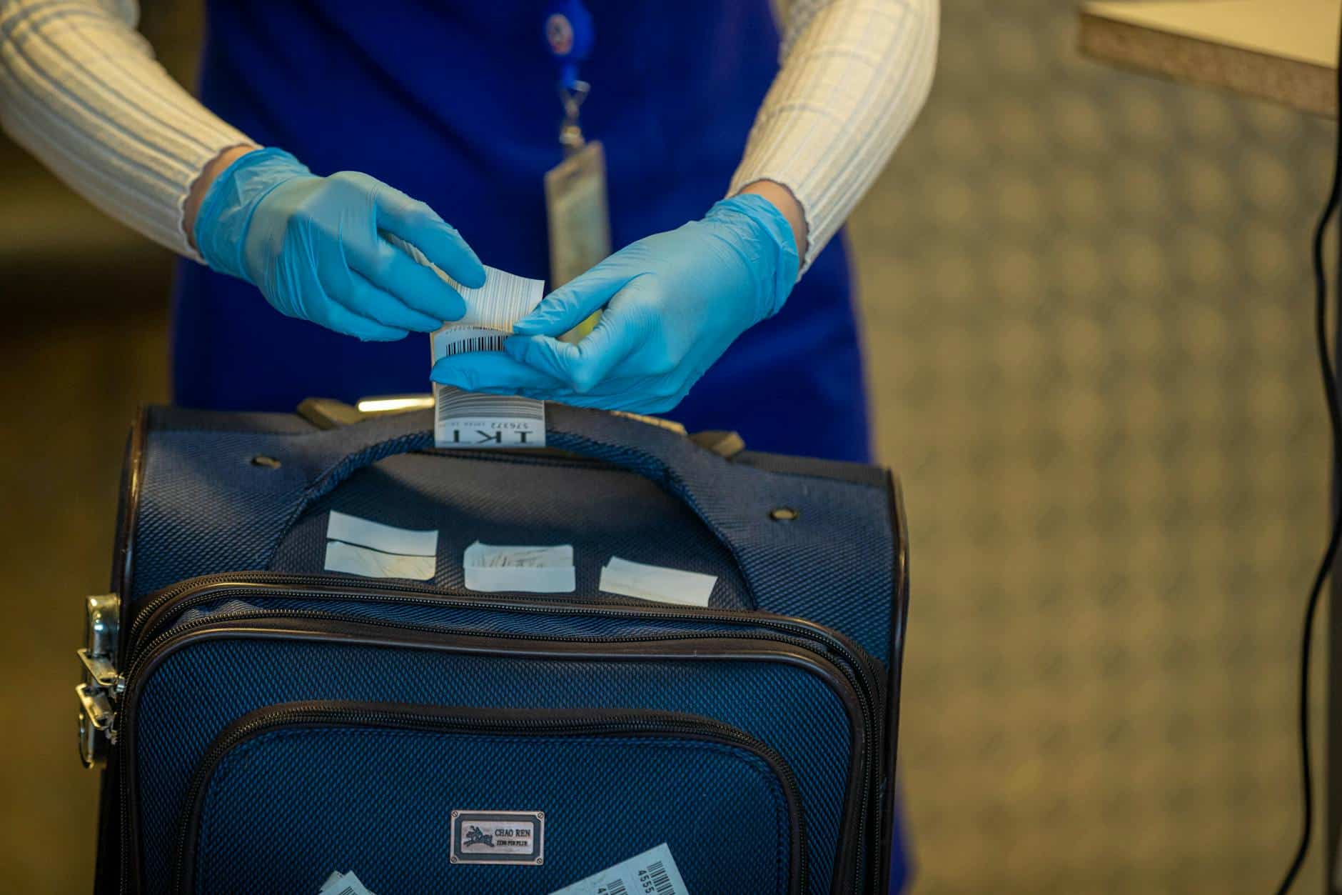 airport security baggage