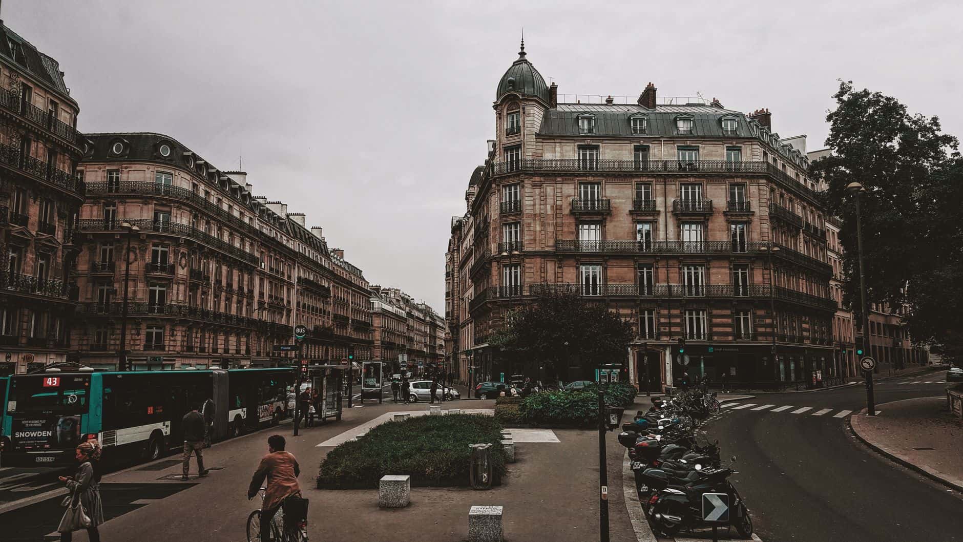 paris london travel budget