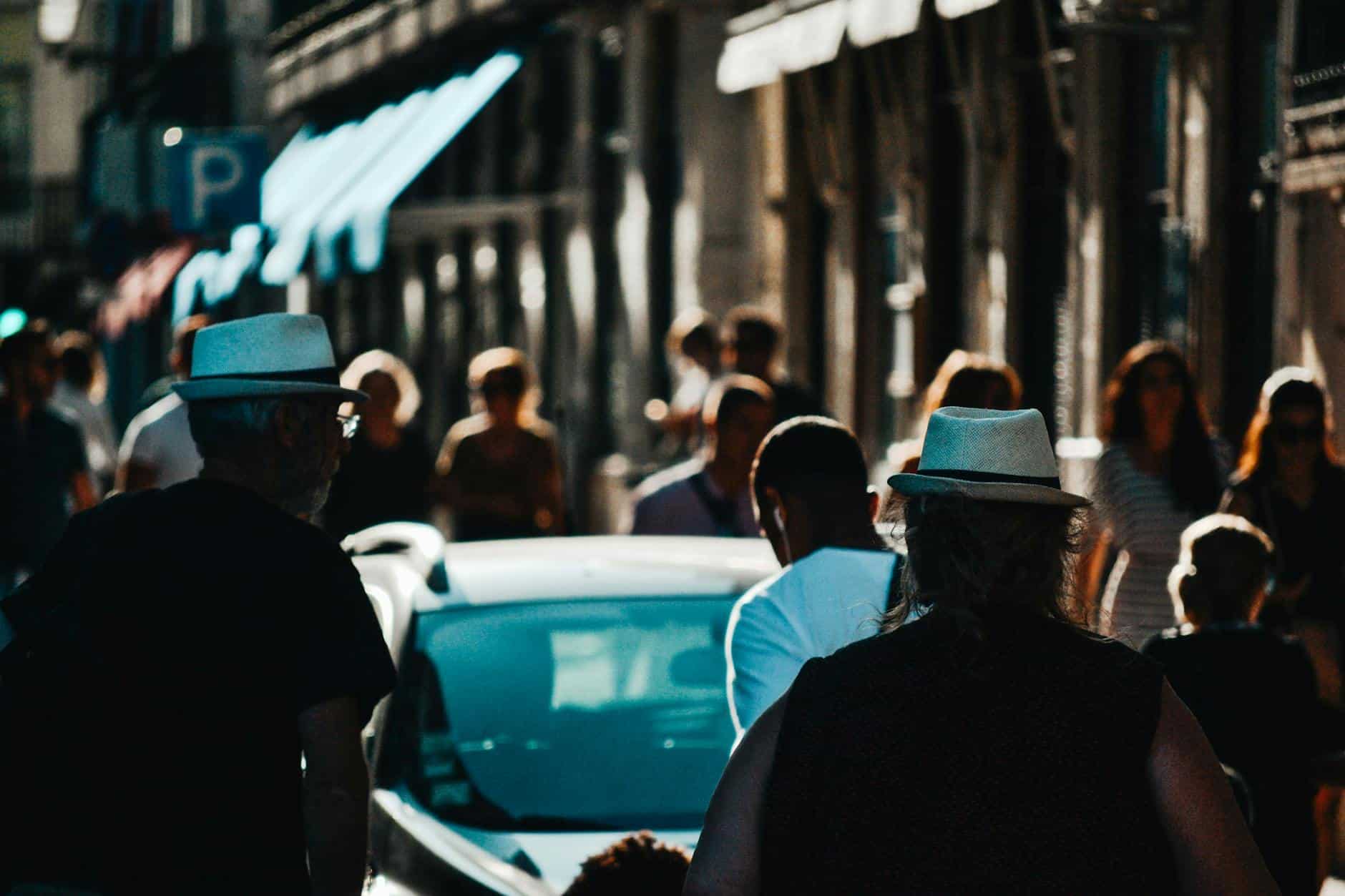 tourist crowd busy street