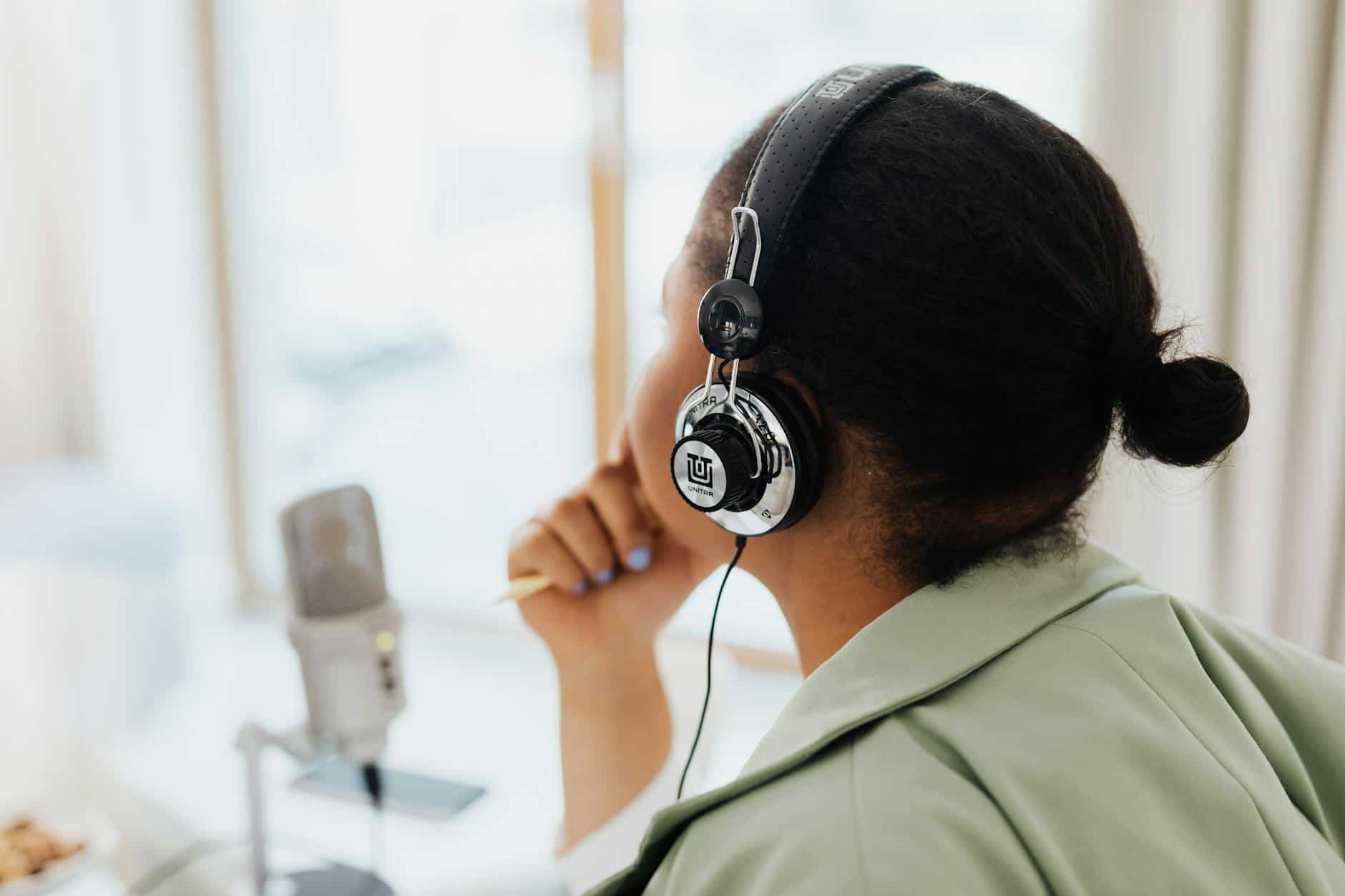 podcast headphones listening