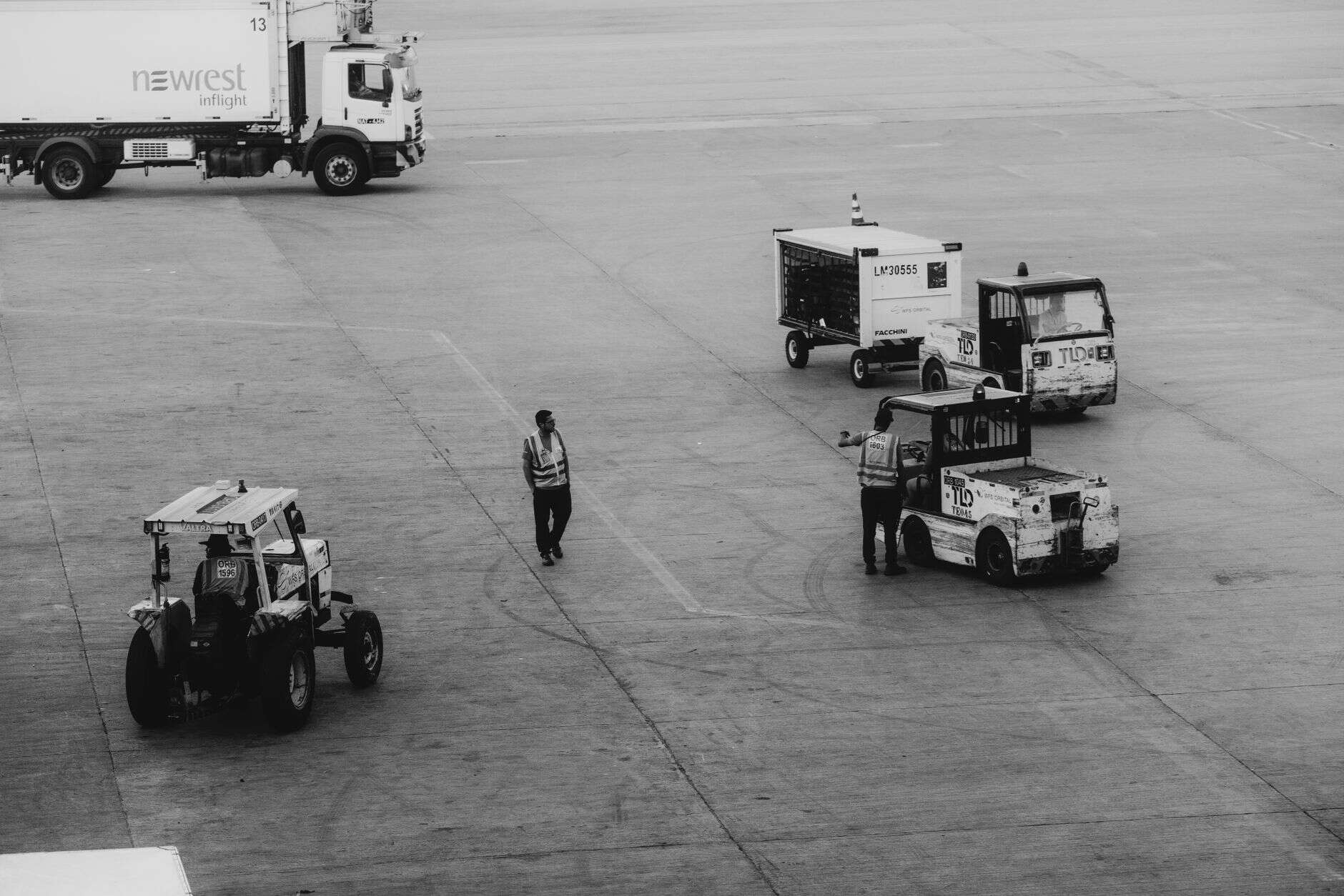 airport tarmac ground crew