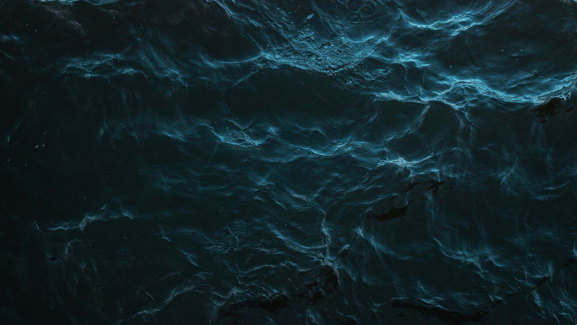 ocean waves night