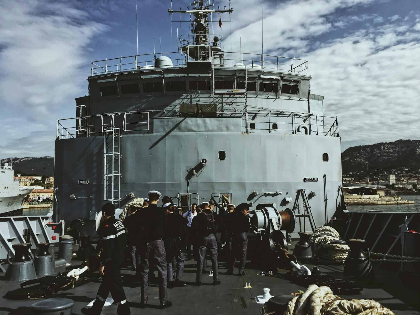 security ship crew