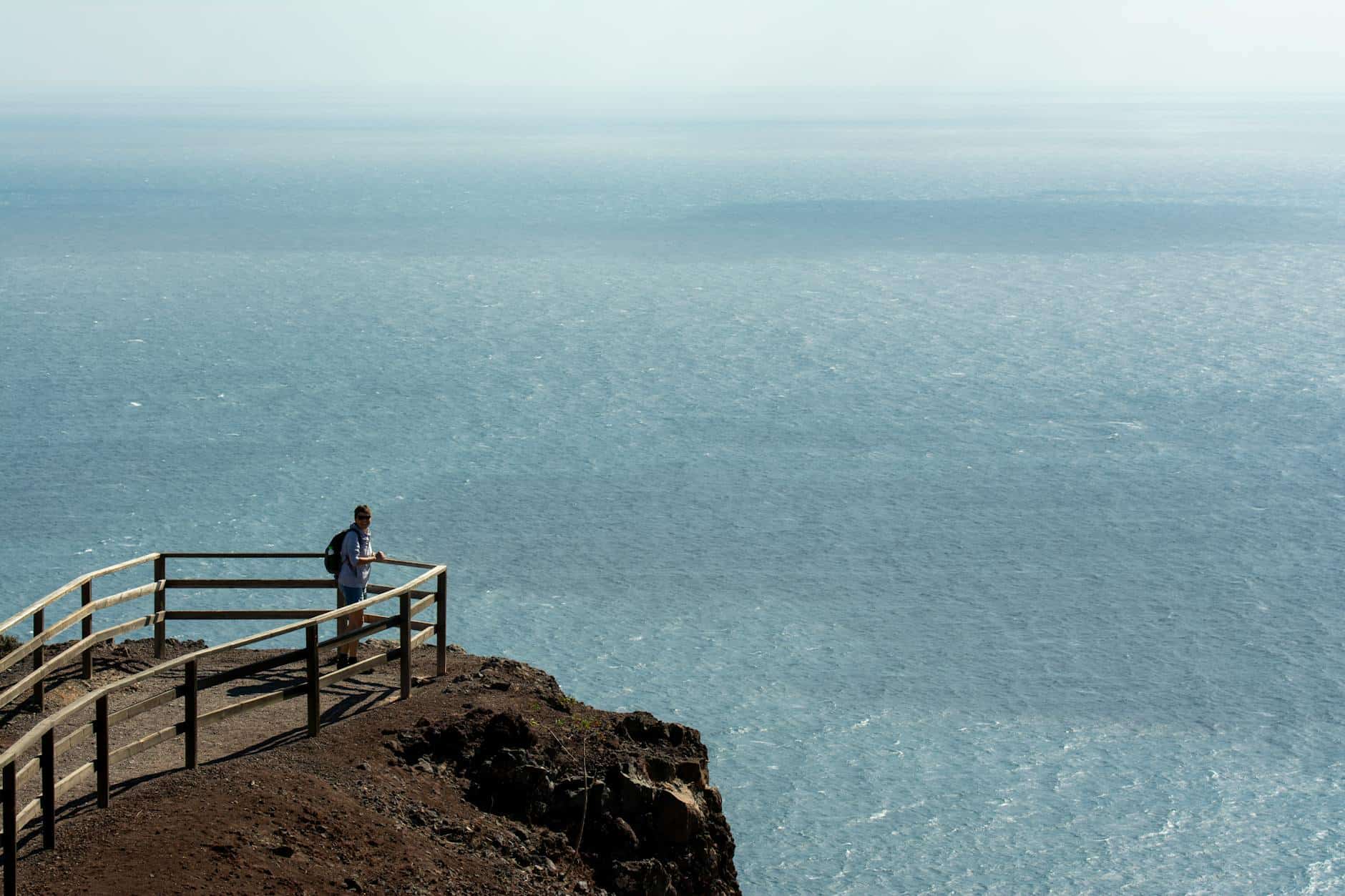 tourist overlook viewpoint