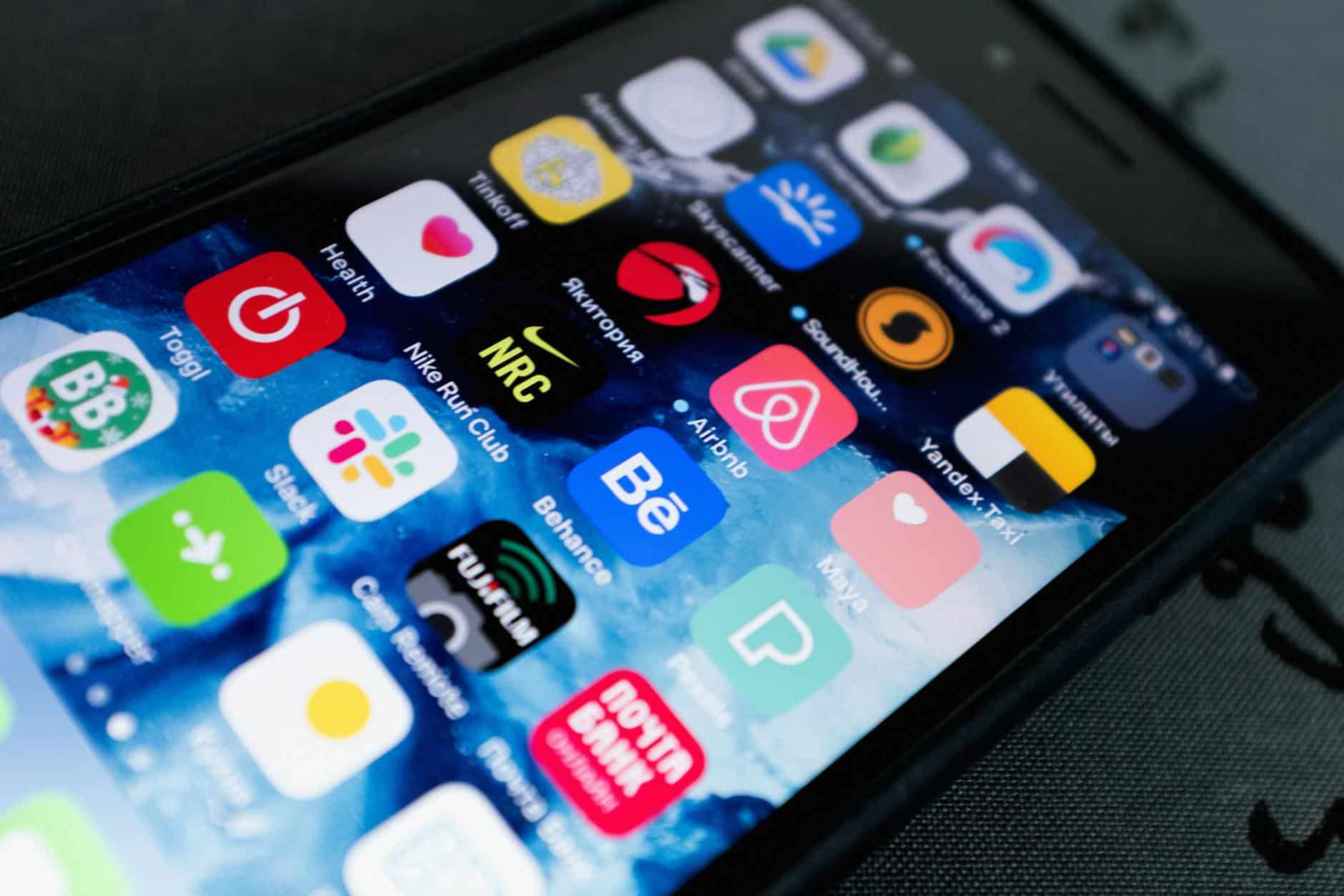 airbnb app pricing fees