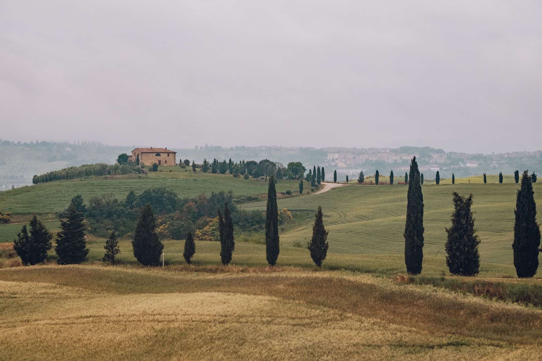 expat Italy countryside