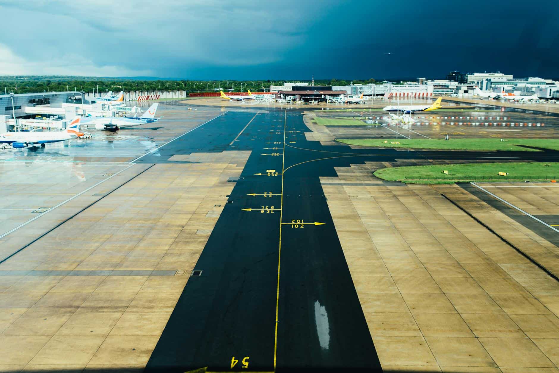 airport construction delays