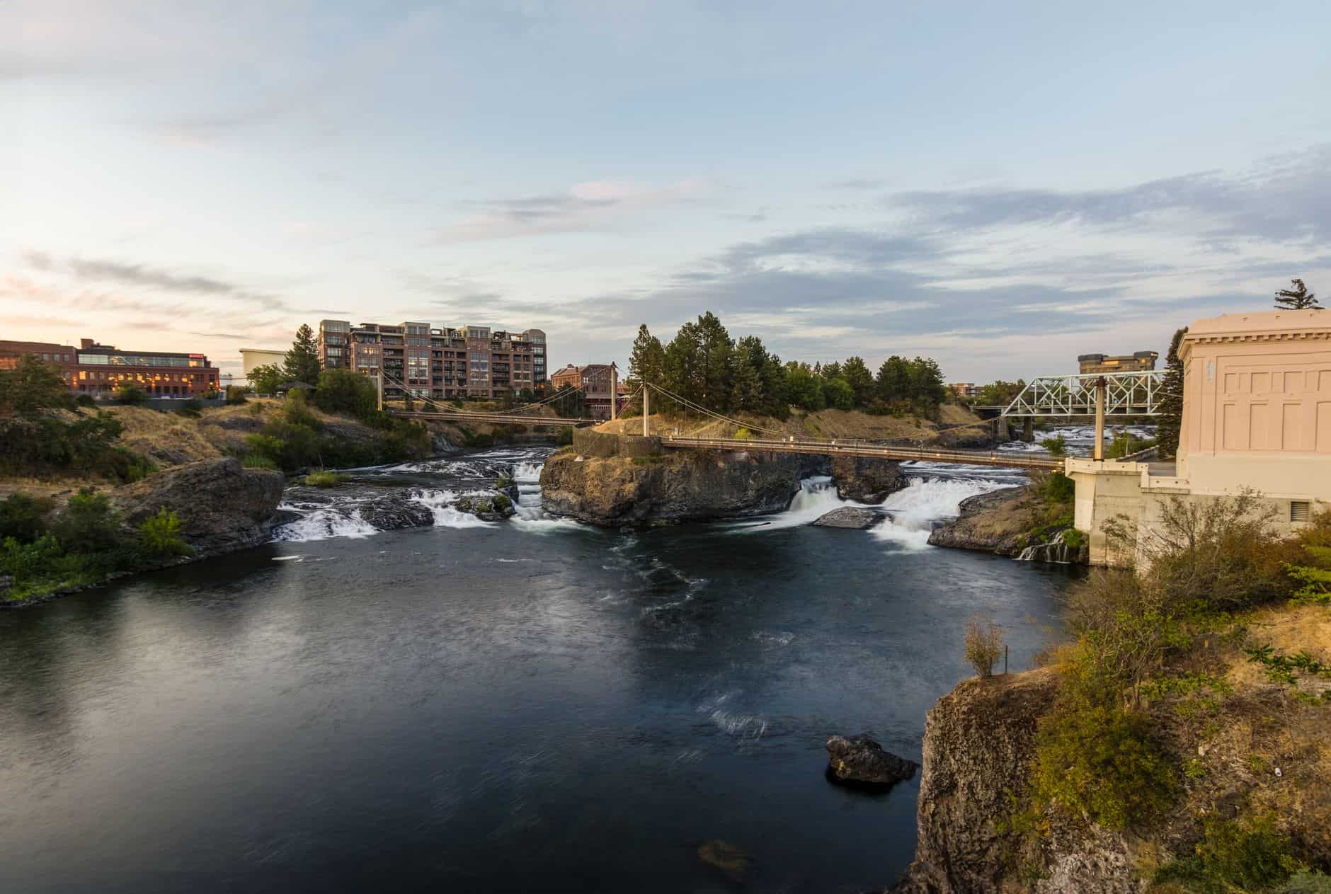 Spokane Washington downtown river