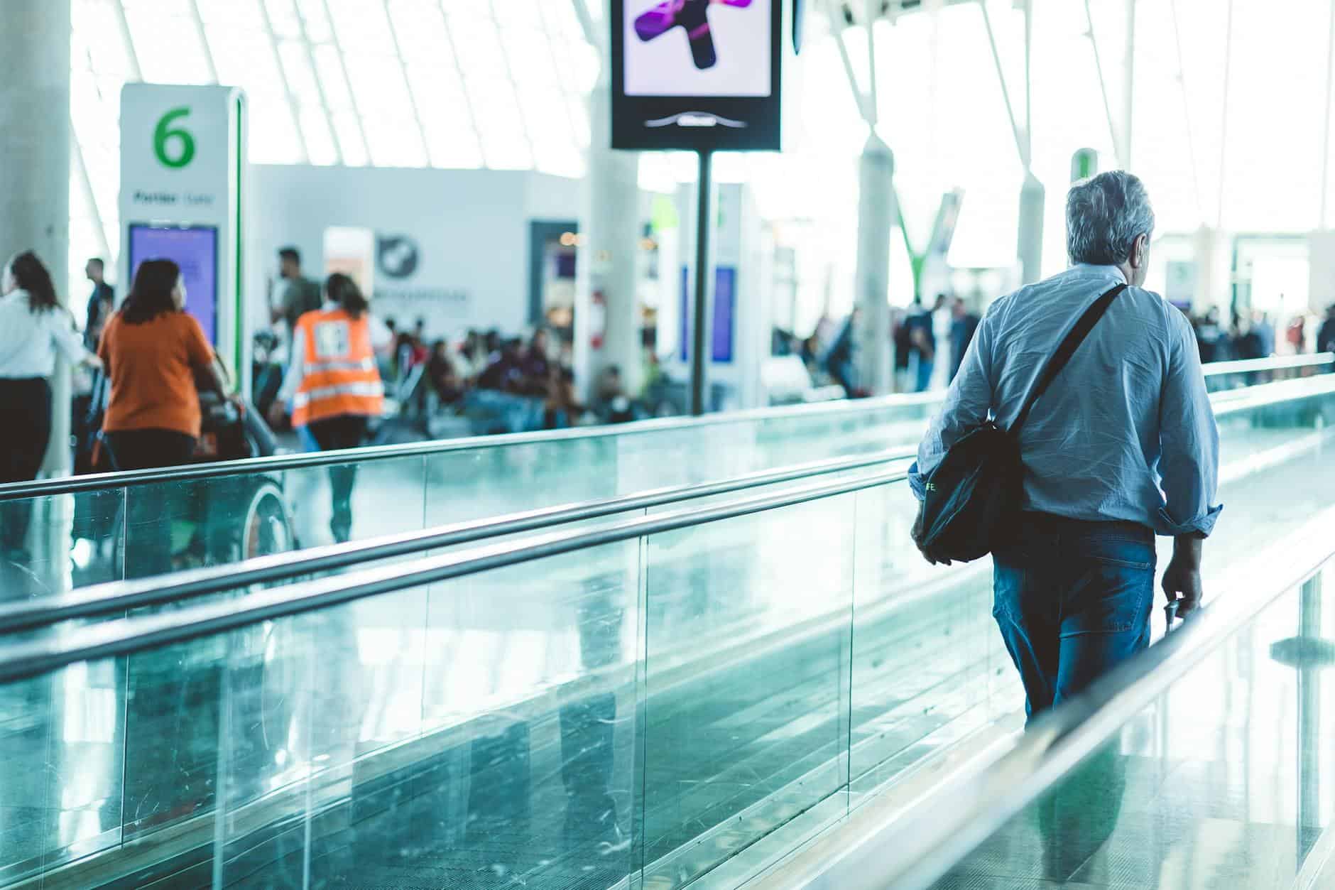 airport priority lane business traveler