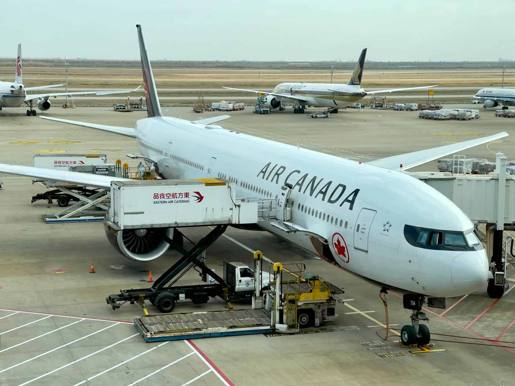 gate agent airline service upgrade