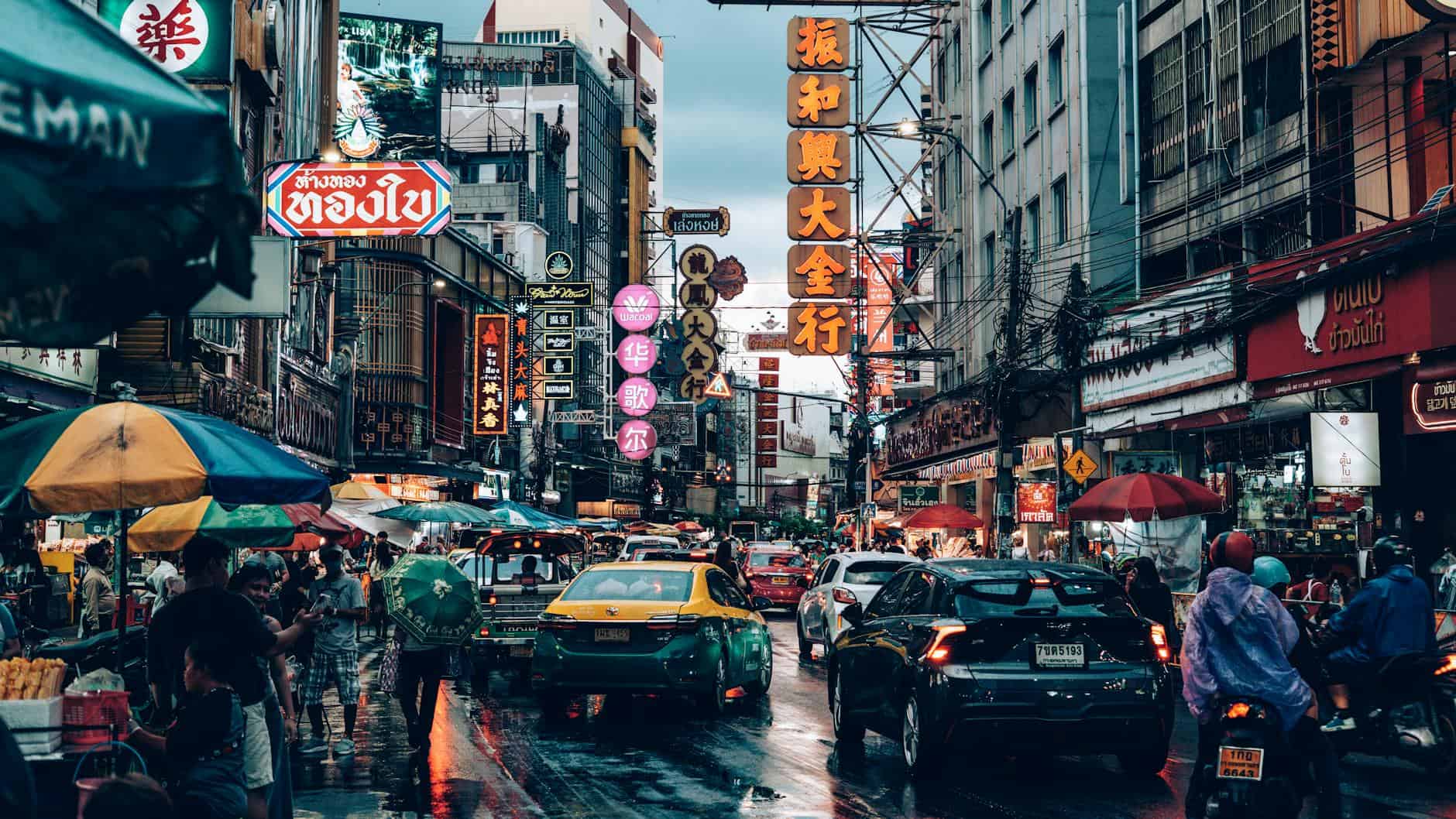 chiang mai bangkok street market