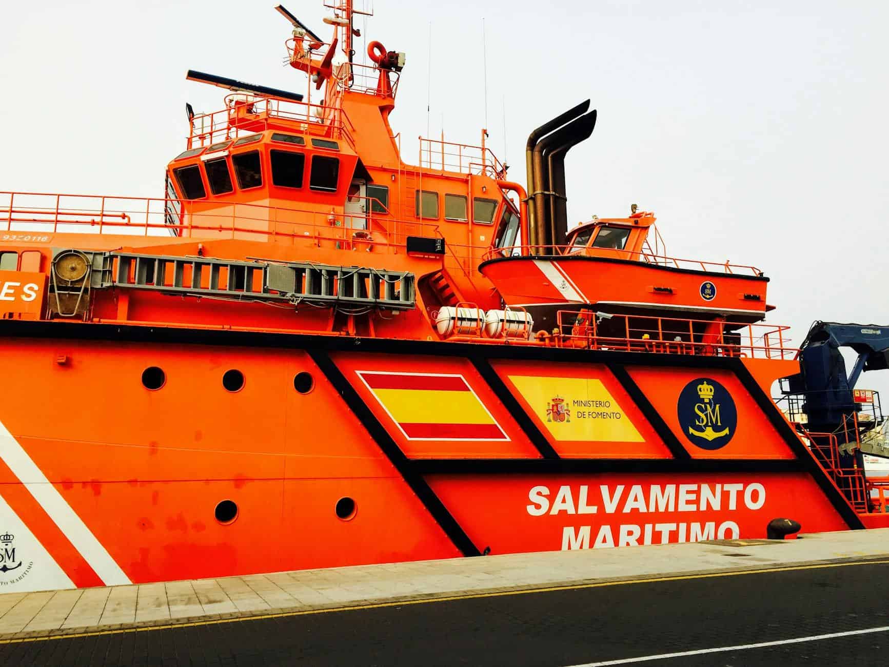 ship international waters law
