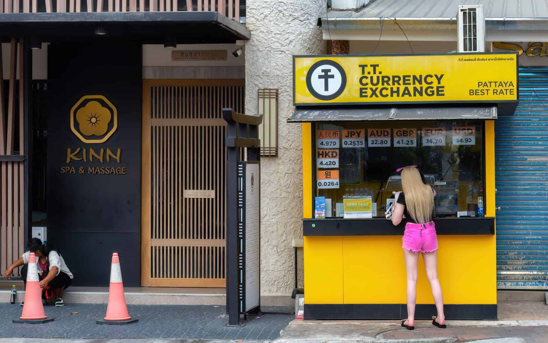 currency exchange booth